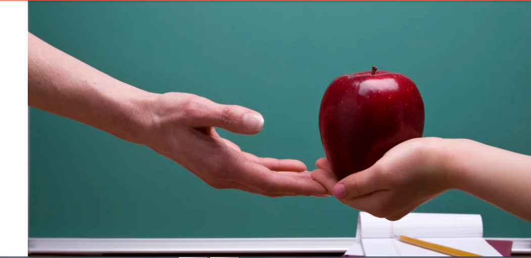Почему люди дарят яблоки учителям?