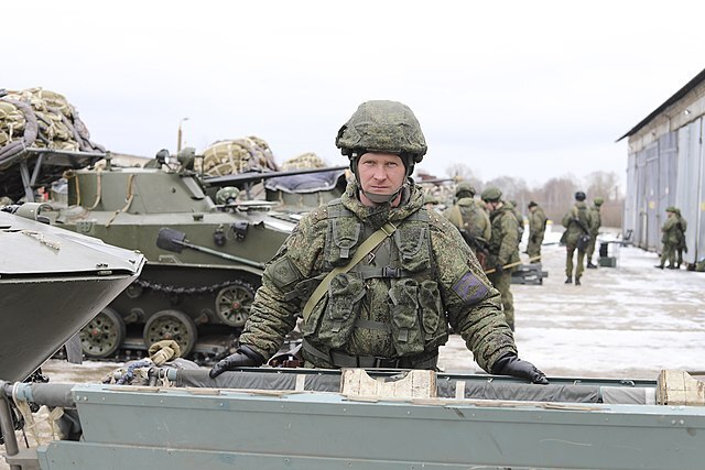 Военный призыв 2022 - вручение повестки, отсрочка от армии, участие в СВО на Украине, защита прав призывника