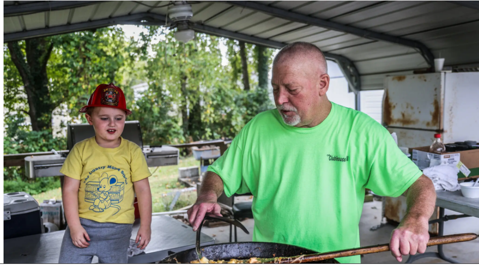 Почему каждый должен готовить рагу по-брансуикски, классическое блюдо Юга Согревающее душу, пикантное и сладкое, это блюдо с глубокой историей .