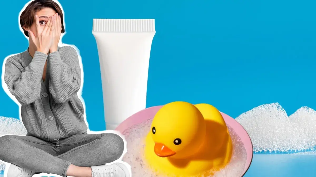 Заросли паутиной и пылью.