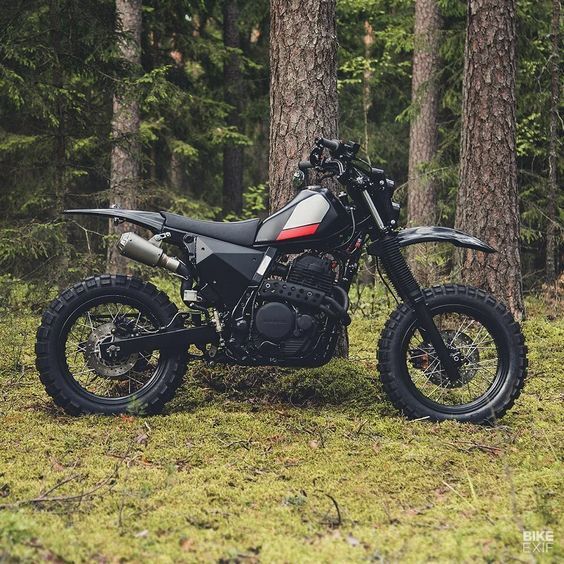 Как наследнику продать неисправный мотоцикл, если в наследство на него не вступал и документы оформлены на умершего?