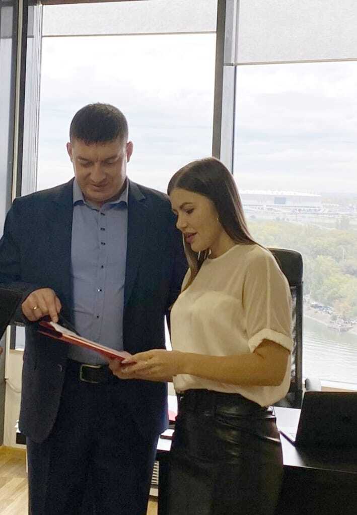 Немного текста про давно известное всем обстоятельство, что договор нужно читать.