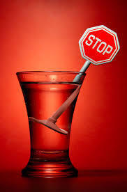 Спешка с ремонтом авто привела к недоказанности сразу двух административных правонарушений, предусмотренных ч. 2 и 3 ст. 12.27 КоАП РФ