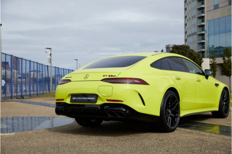 Особый «Мерседес» Роджера Федерера выставлен на продажу