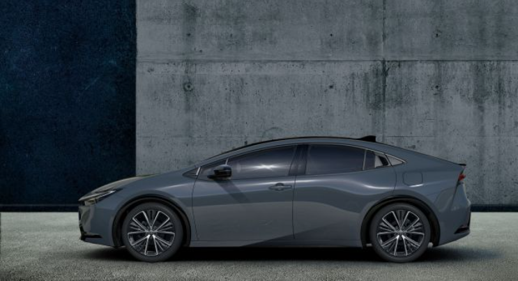 Toyota представила новый Prius с изменениями во всех аспектах