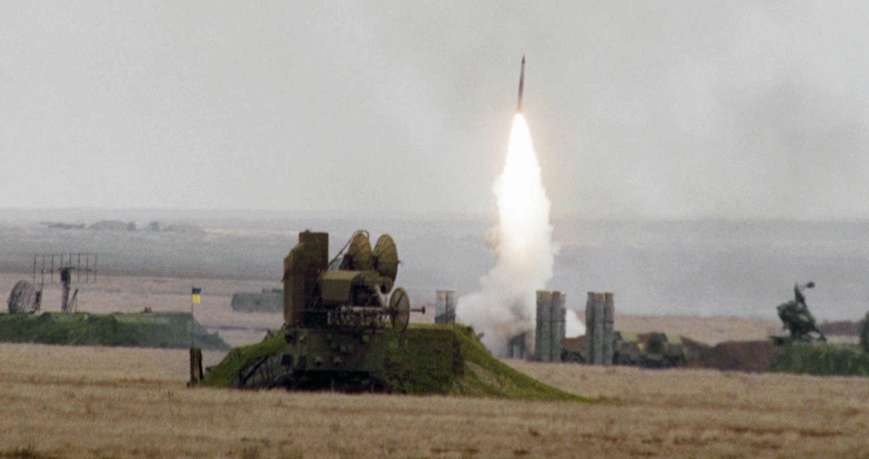 NBS: Из-за Польши единый фронт поддержки Украины под угрозой