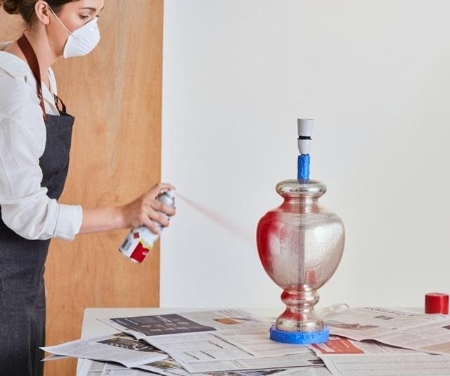 Как превратить старую лампу в красочную центральную часть