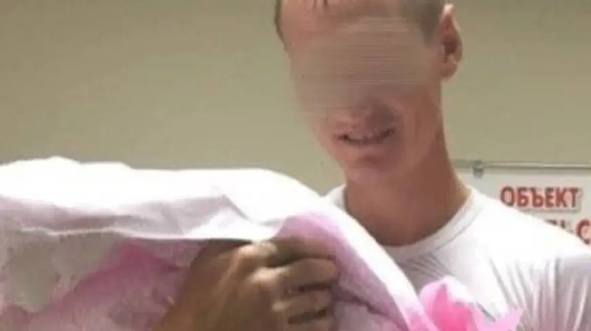 «Мам, прости, меня хотят убить»:32-летний мобилизованный из Саратовской области Артем Маркелов рассказал родственникам,что его хотят утопить в унитазе