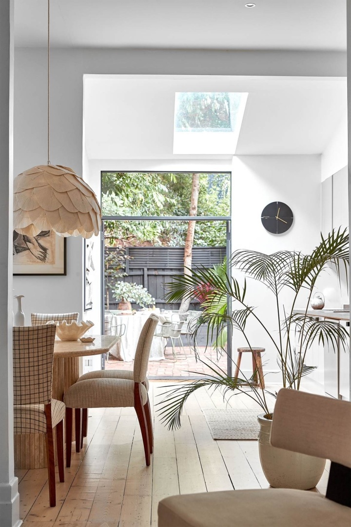 12 дизайнов мансардных окон, которые украсят любой стиль дома