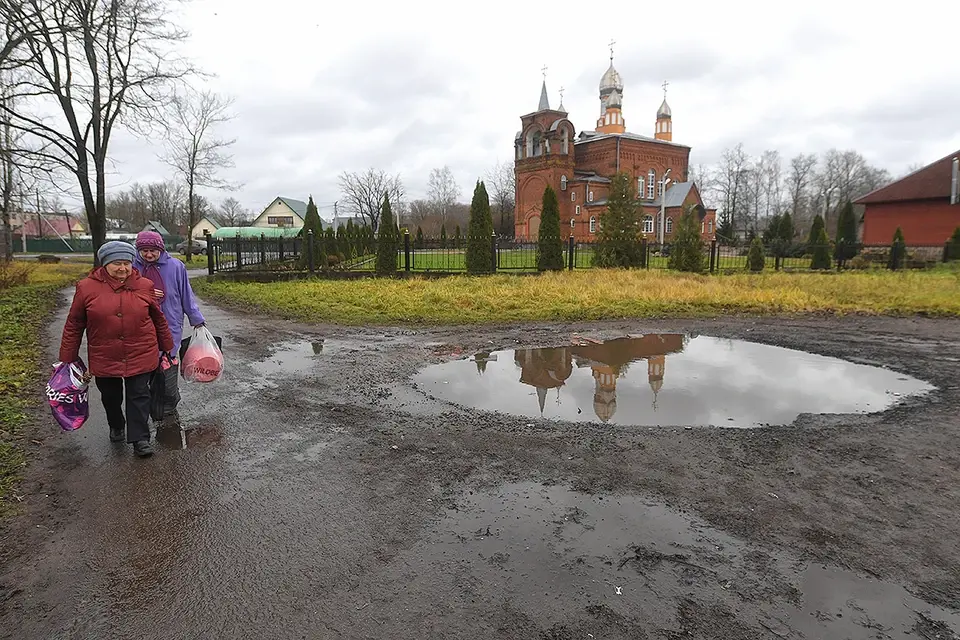 1.Простые люди о власти, Украине, мобилизации. 2. Индексация 4,8% ,это мало.