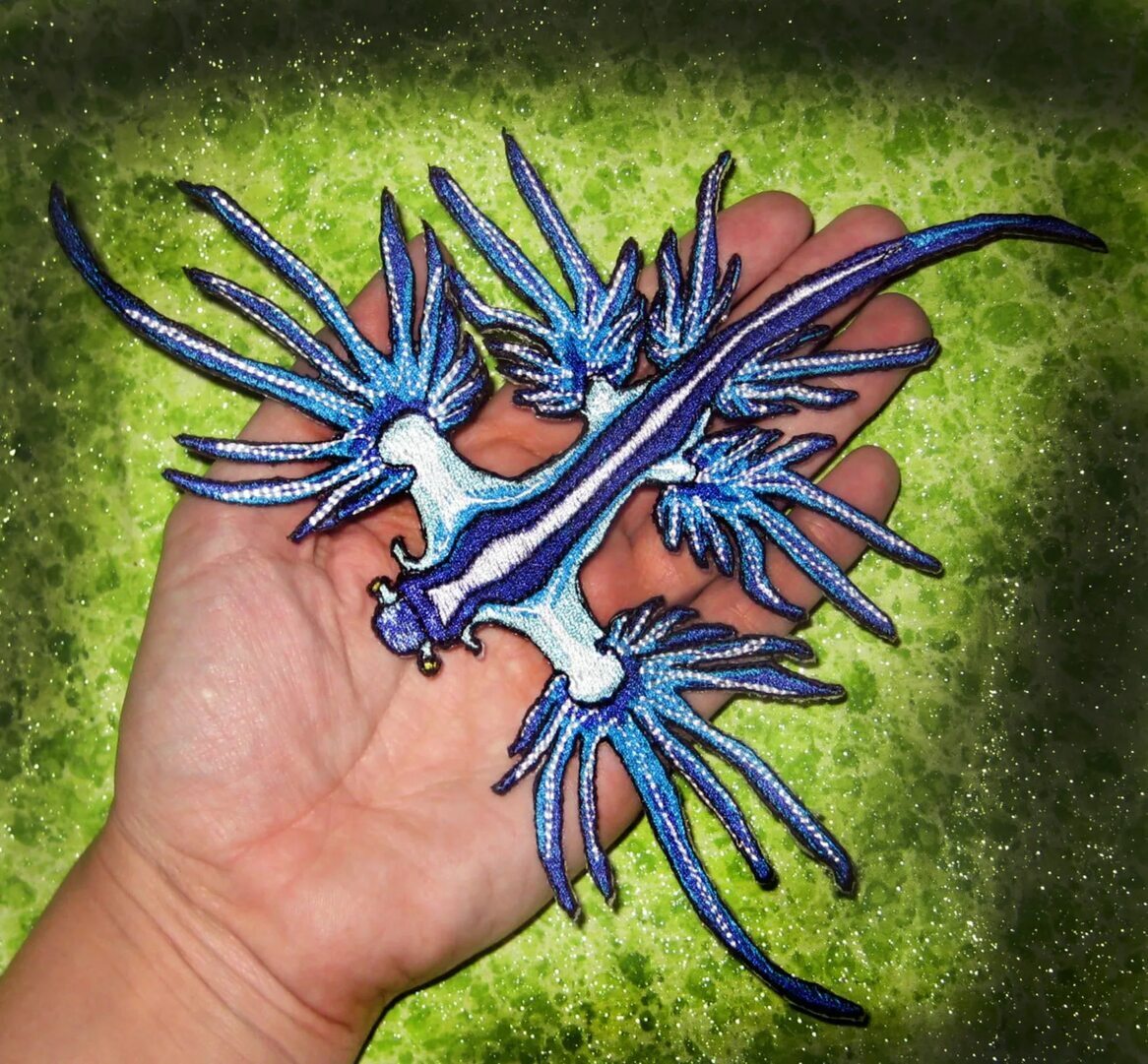 Морской Голожаберный моллюск голубой дракон