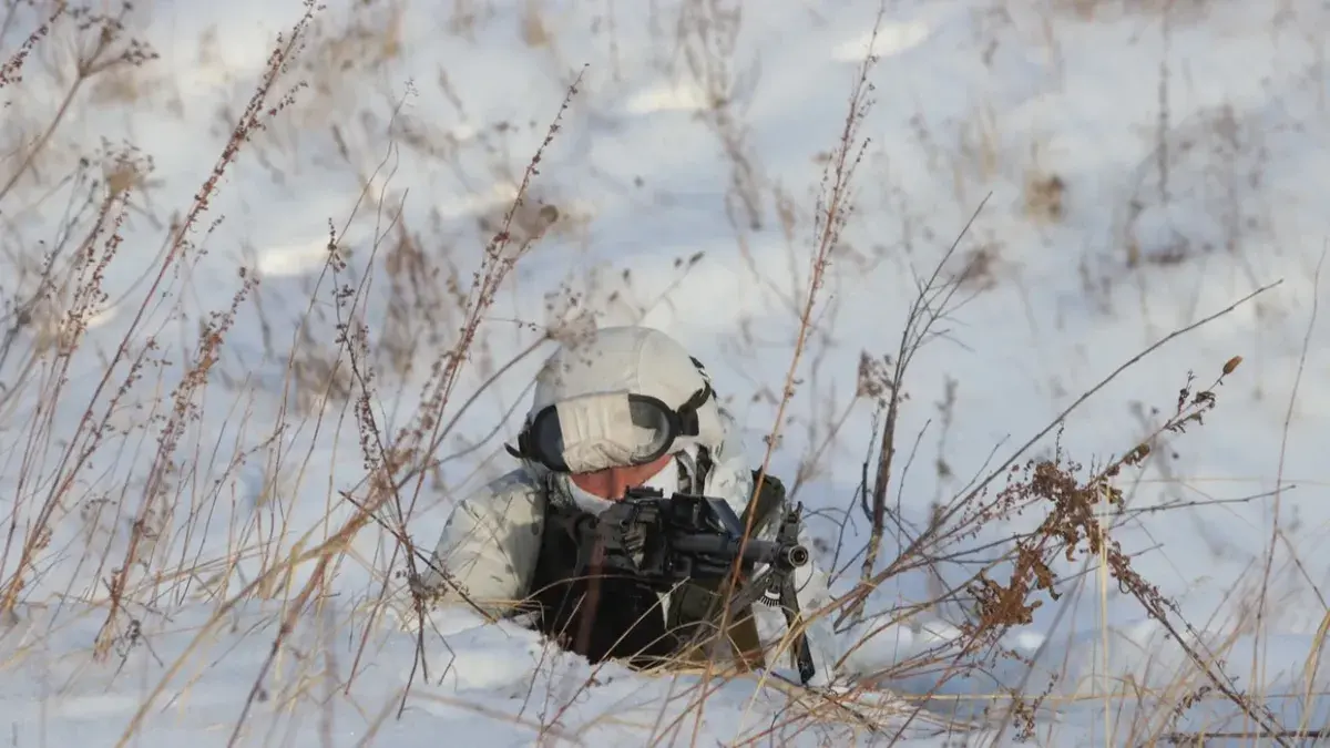 «Работа идет уже на кураже»: Российские военные освобождают Марьинку и выводят из подвалов гражданских - когда Донбасс зачистят полностью
