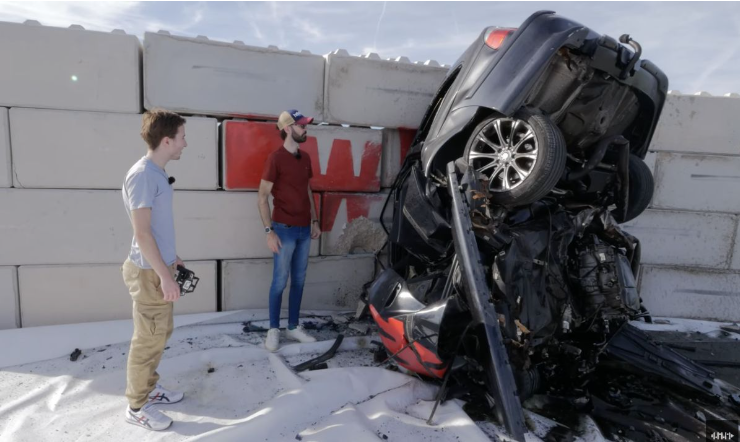 Авария на 150 км/ч в бетонную стену, какие последствия