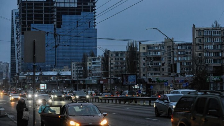 Через месяц - снег и сани в Киеве: политолог объяснял, почему замерзли миллионы украинцев