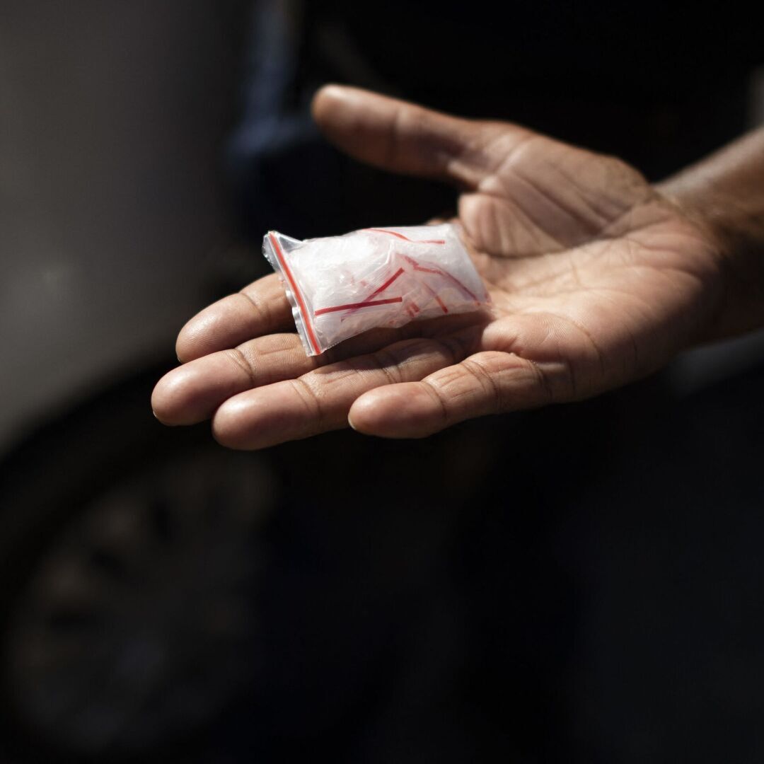 Наркотические препараты: можно ли определить, что ребёнок принимает опасные вещества?