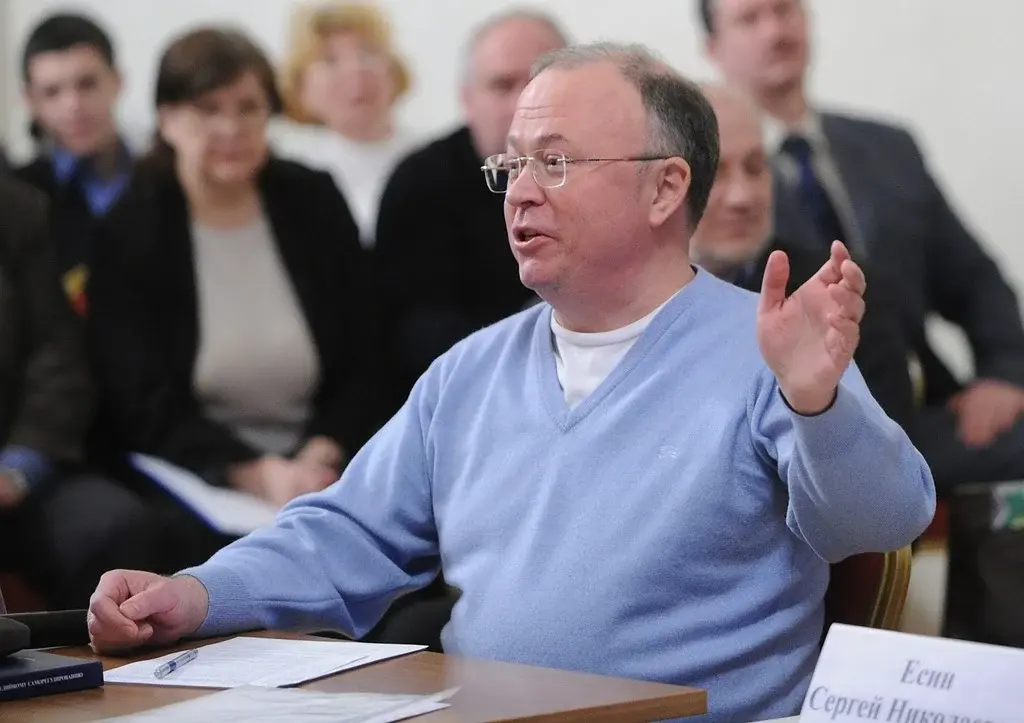 Караулов отказался объяснять свое пребывание на Мальдивах: занесла нелегкая, ну с кем не бывает