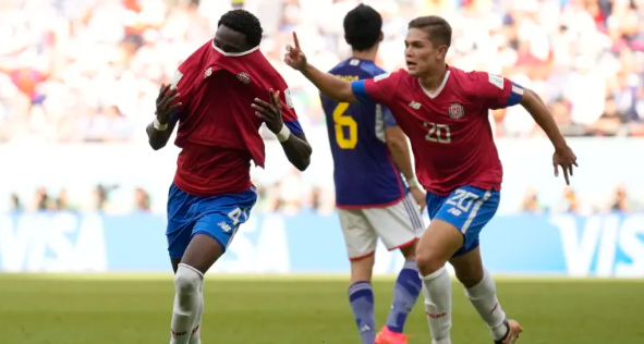 Никакой радости для Японии, когда она терпит поражение от Коста-Рики.