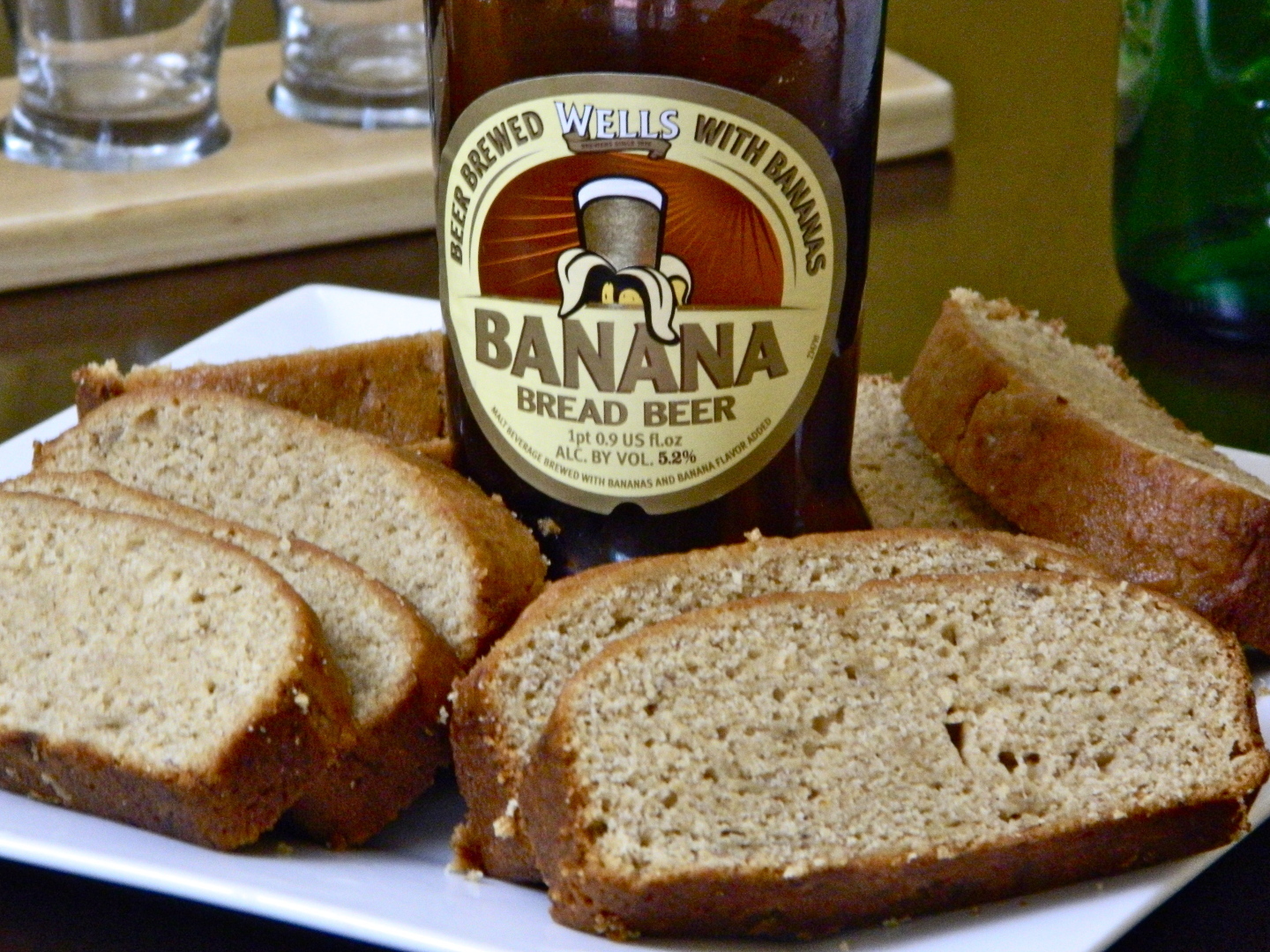 Нам хлеба не надо, алкомаркет давай!