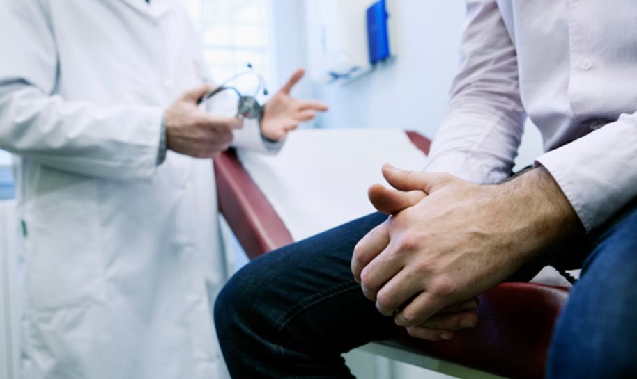 Что врачи говорят нам о мужчинах, подверженных риску развития аденомы простаты?