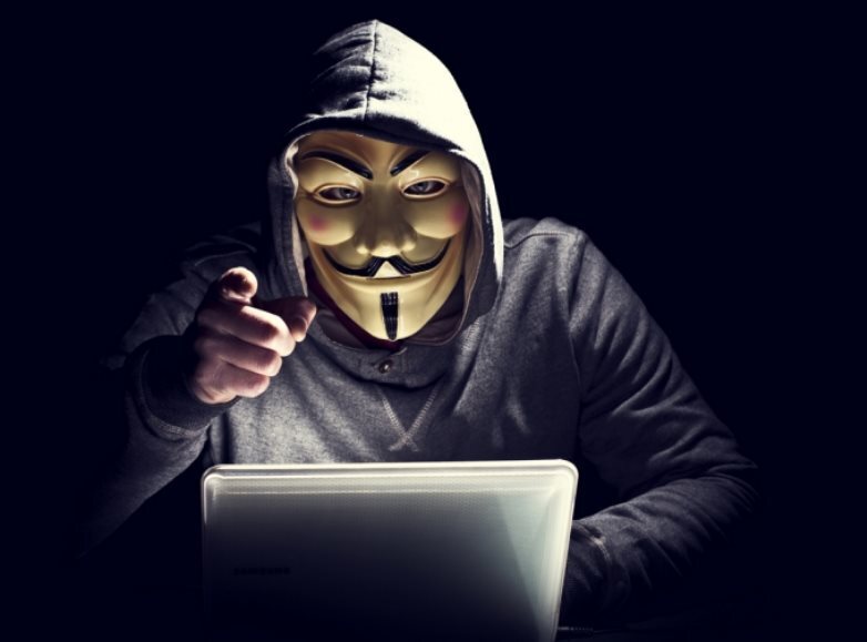 Хакеры взломали Twitter и бесплатно слили данные пользователей 5,4 млн человек. Все данные бесплатны