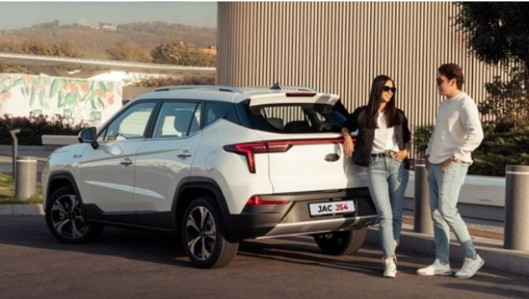 Оригинальный новый Москвич будет продаваться в Украине