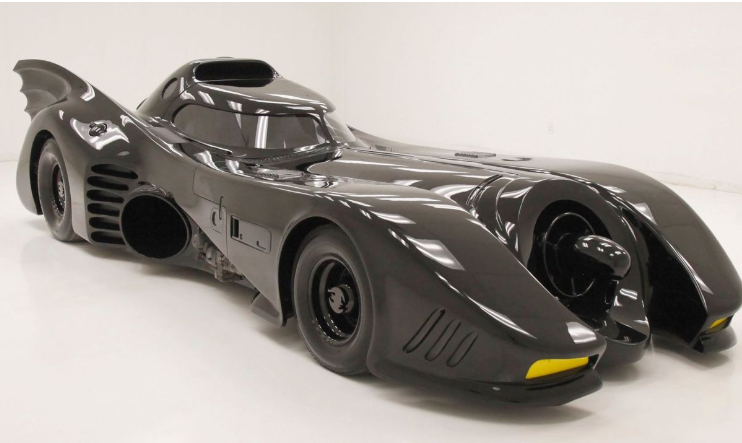 Они продают настоящий Бэтмобиль по довольно высокой цене.