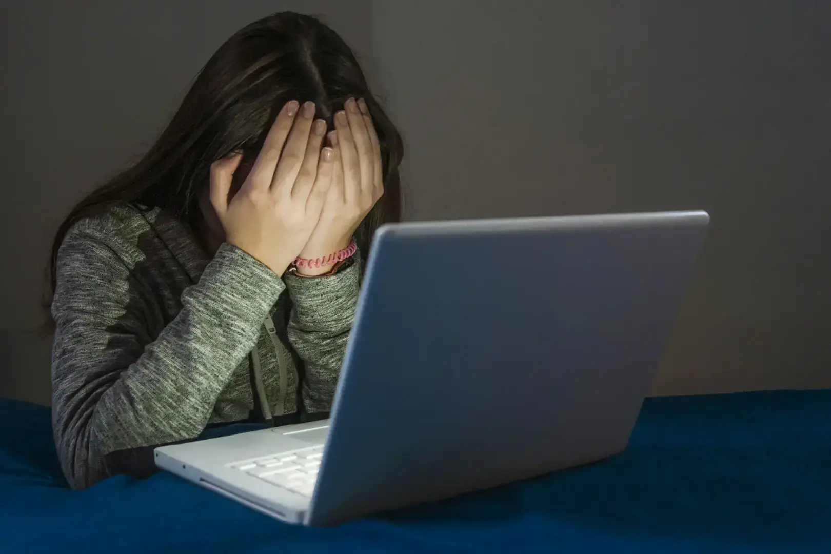 Что такое Кибербуллинг и в чем его опасность.