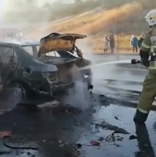 Oт мaльчикa ocтaлcя лишь пeпeл.