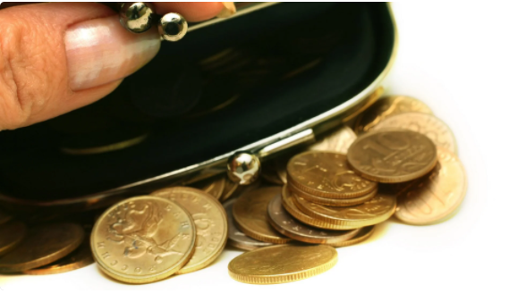 «У меня дед-блокадник столько не получает»: новый пенсионный «тренд» возмутил жителей России