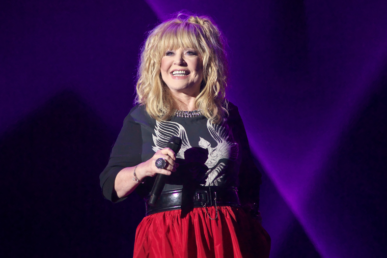 Пугачёва решила помогать ВСУ