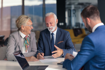 Как вернуть свои деньги за страховку.