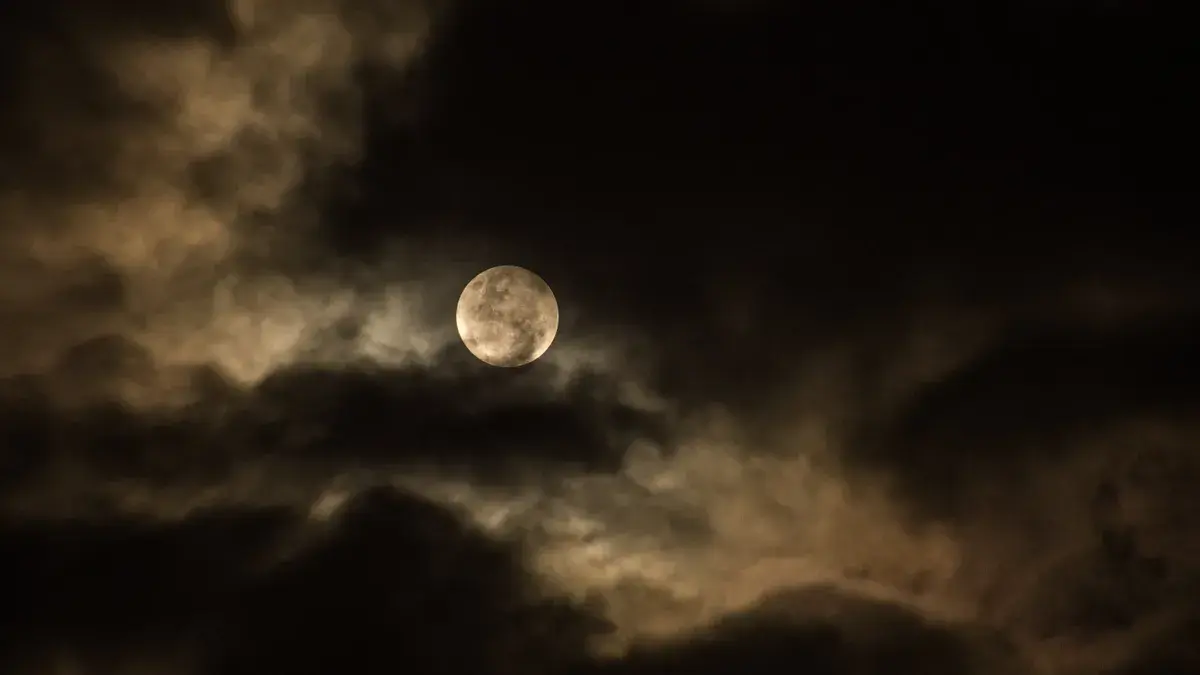 Что никогда нельзя делать в Полнолуние Холодной Луны, на 8 декабря 2022 – 10 страшных запретов в точное время события