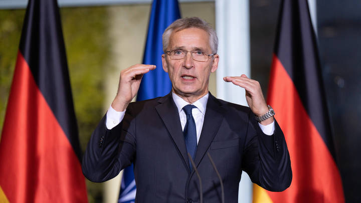 Столтенберг намекнул на торг с Россией ловкой фразой о переговорах: а может быть это, нет не будем - диалог завершен