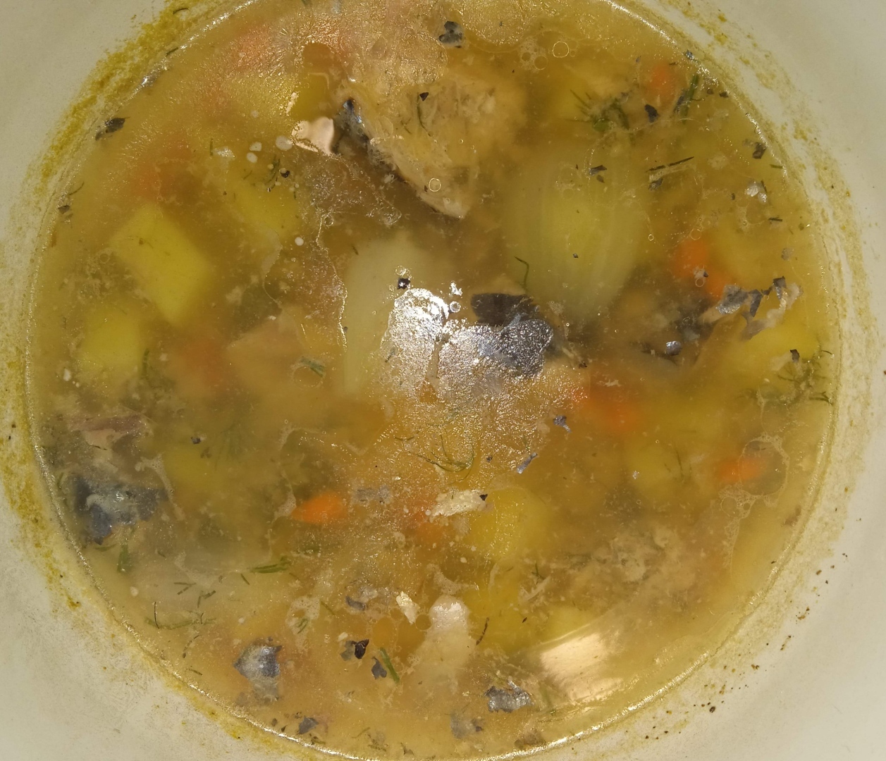 Вкуснейшая уха за 10 минут.