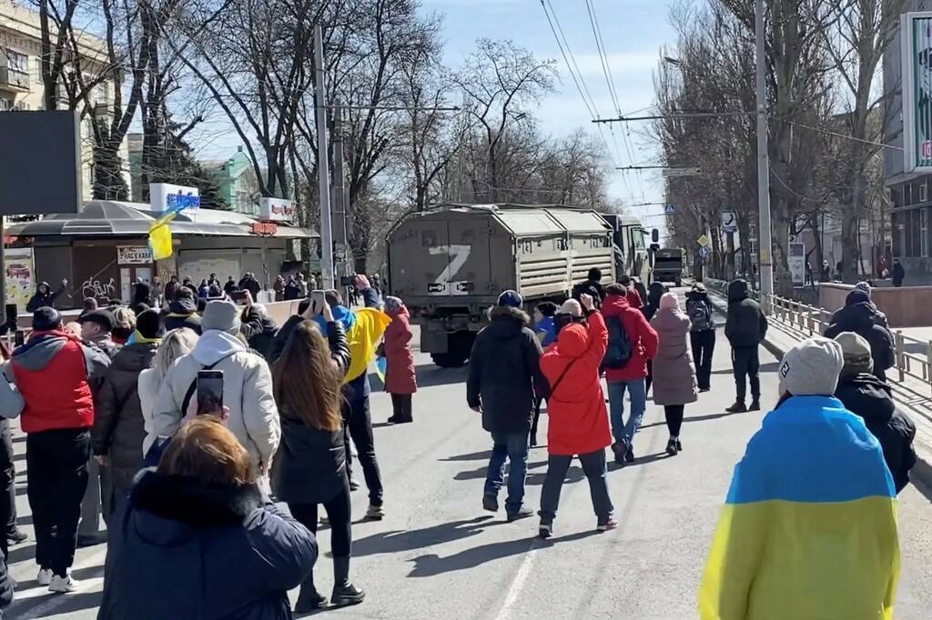 Почему российская армия ушла из Херсона