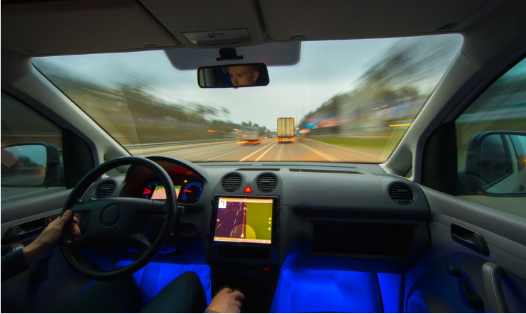 Водитель проехал 500 километров по шоссе из-за того, что у него отказали тормоза.