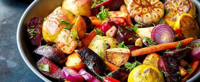 Новогодний стол 2023. Новогоднее меню - рецепты салатов и закусок в год Кролика. Салаты на Новый год 2023. Как накрыть новогодний стол?