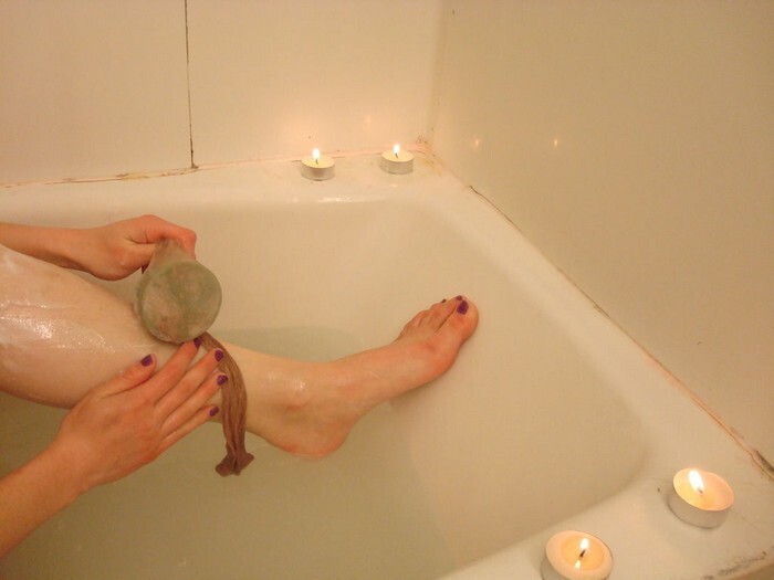 Вторая жизнь старых рваных колготок: не стоит отправлять их на свалку, они ещё могут пригодиться