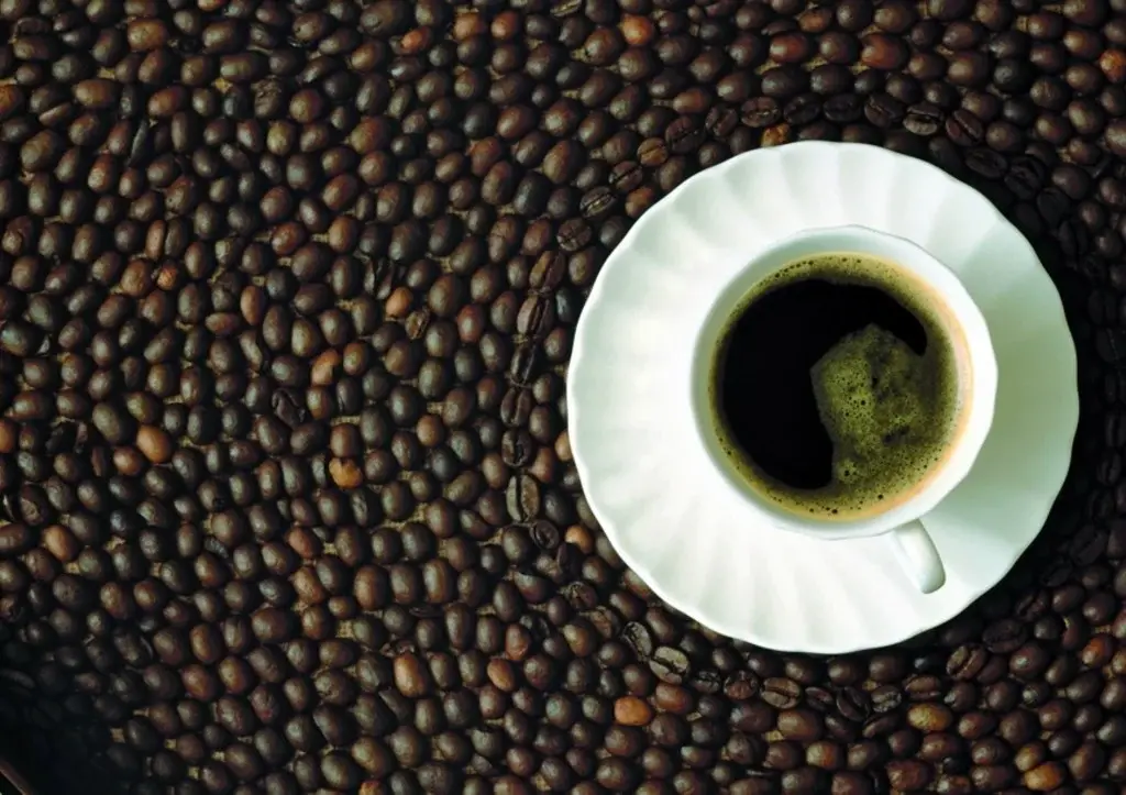 Врач рассказала, кому ни вкоем нельзя пить кофе: детям, беременным и людям с повышенным давлением