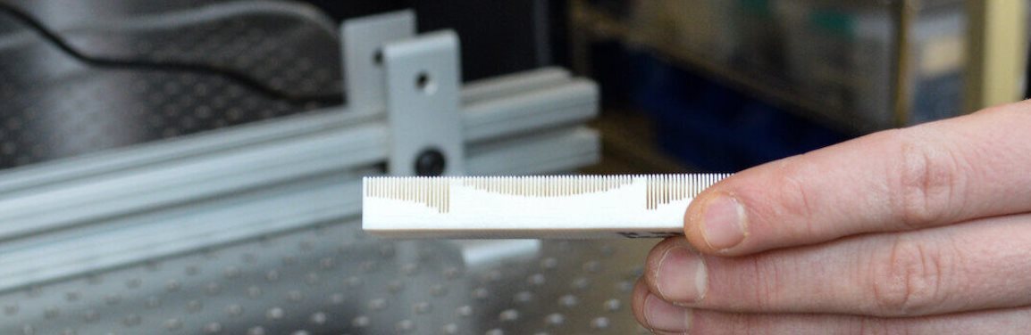 Исследователи используют ультразвук для перемещения объектов без помощи рук