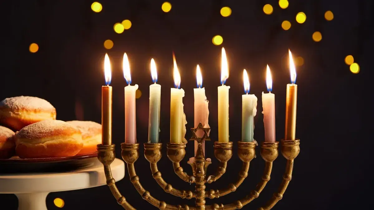 Иудейский праздник Ханука: какие угощения приготовить 26 декабря 2022, чтобы весь следующий год быть сытым и семья не знала бед
