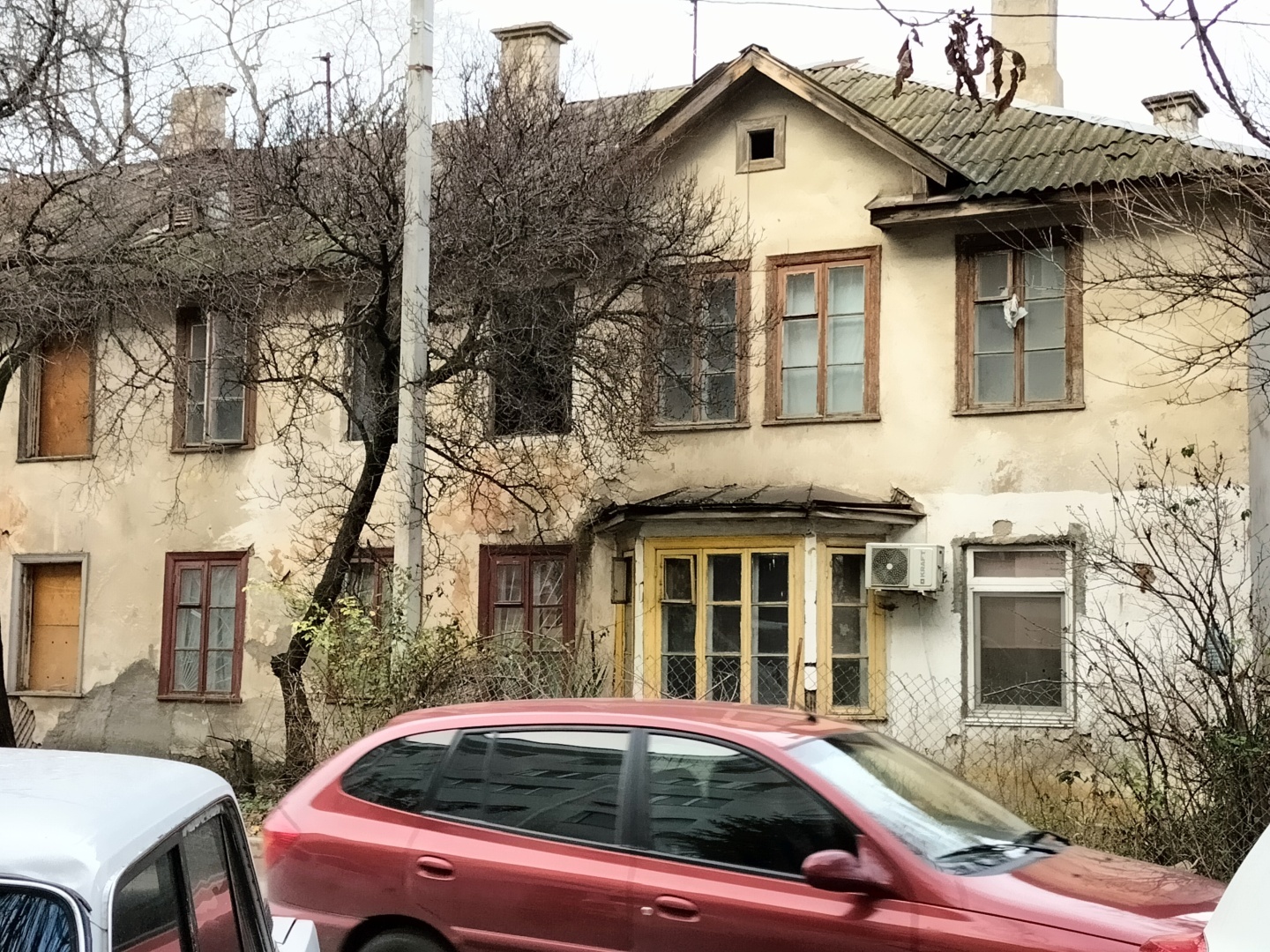 Разрушенные дома в Севастополе. Почти в центре города. Что произошло - фото