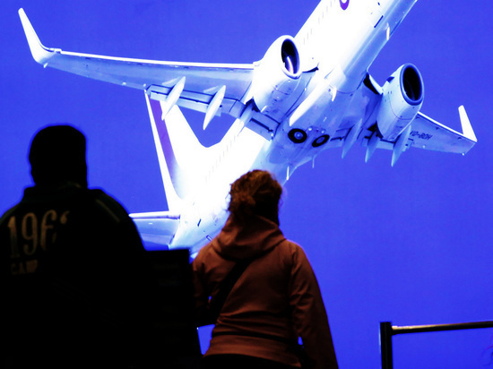 Во Внуково сотни людей не могут вылететь в Турцию