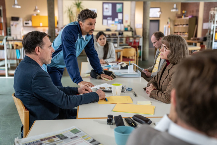 Закрытое общество