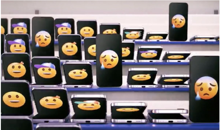 Samsung снова издевается над Apple