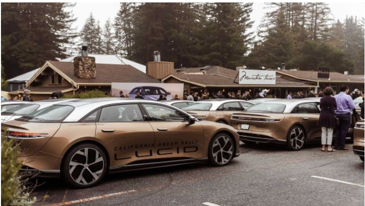 Lucid начал доставку и в Европу, вот цены
