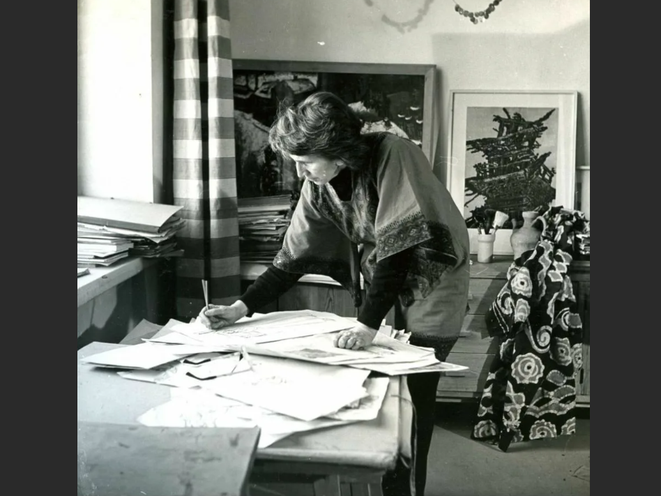 Как Правительство СССР позволило зарубежным фабрикантам заработать миллиарды на изобретении советского модельера