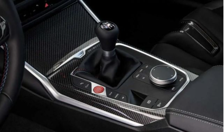 Новый BMW M2 дороже с МКПП, чем с «автоматом»