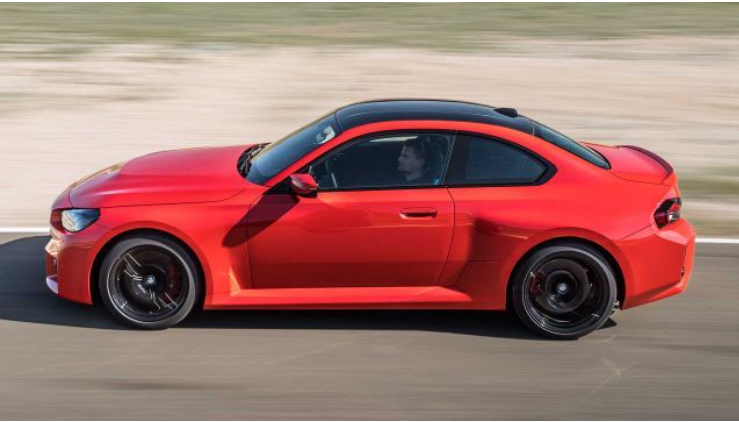 Новый BMW M2 дороже с МКПП, чем с «автоматом»