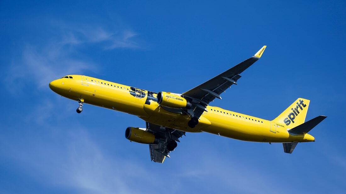 Рейс авиакомпании Spirit Airlines совершил аварийную посадку после сообщения об ударе молнии